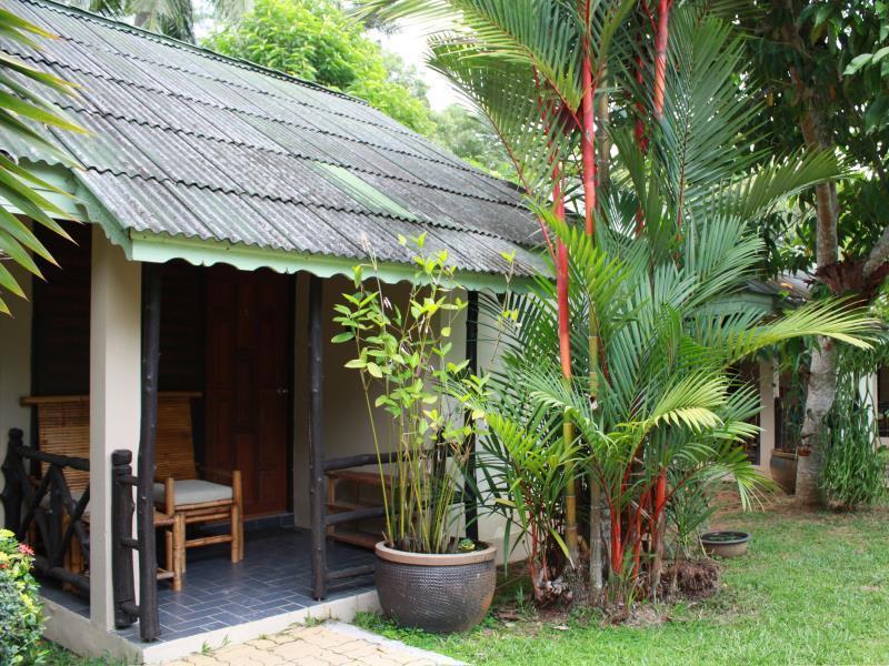 Garden Cottage Phuket Εξωτερικό φωτογραφία